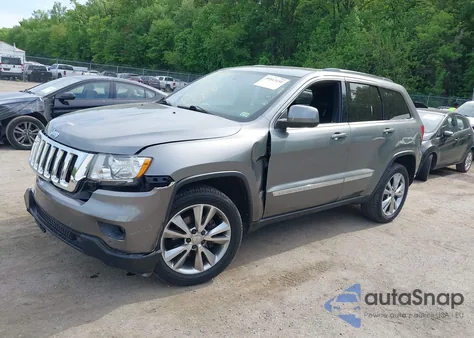 2013 Jeep Grand Cherokee Laredo z USA, uszkodzony, nr VIN 1C4RJEAG8DC612674